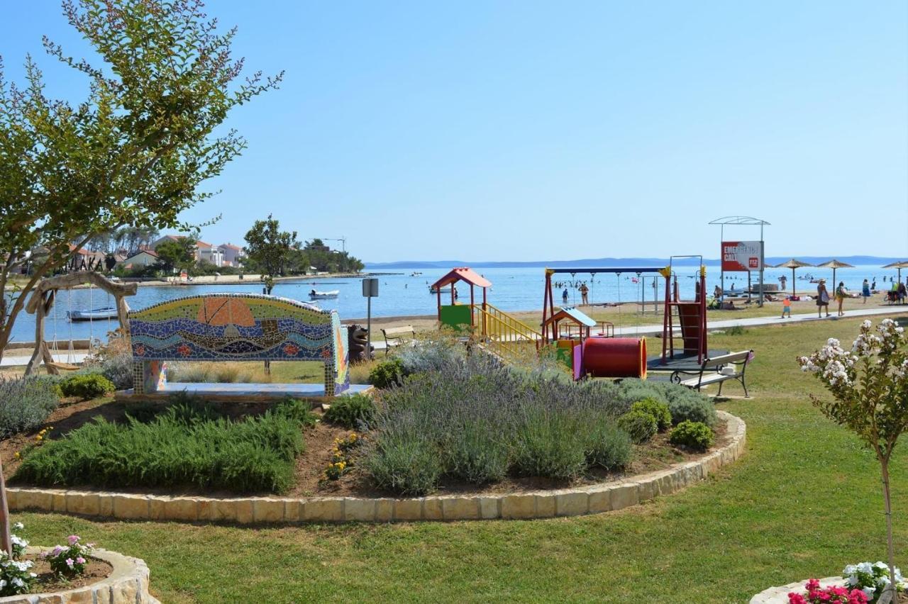 Apartments Lolo Privlaka  Dış mekan fotoğraf