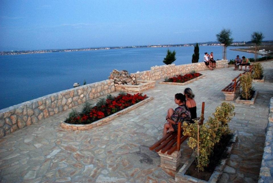 Apartments Lolo Privlaka  Dış mekan fotoğraf